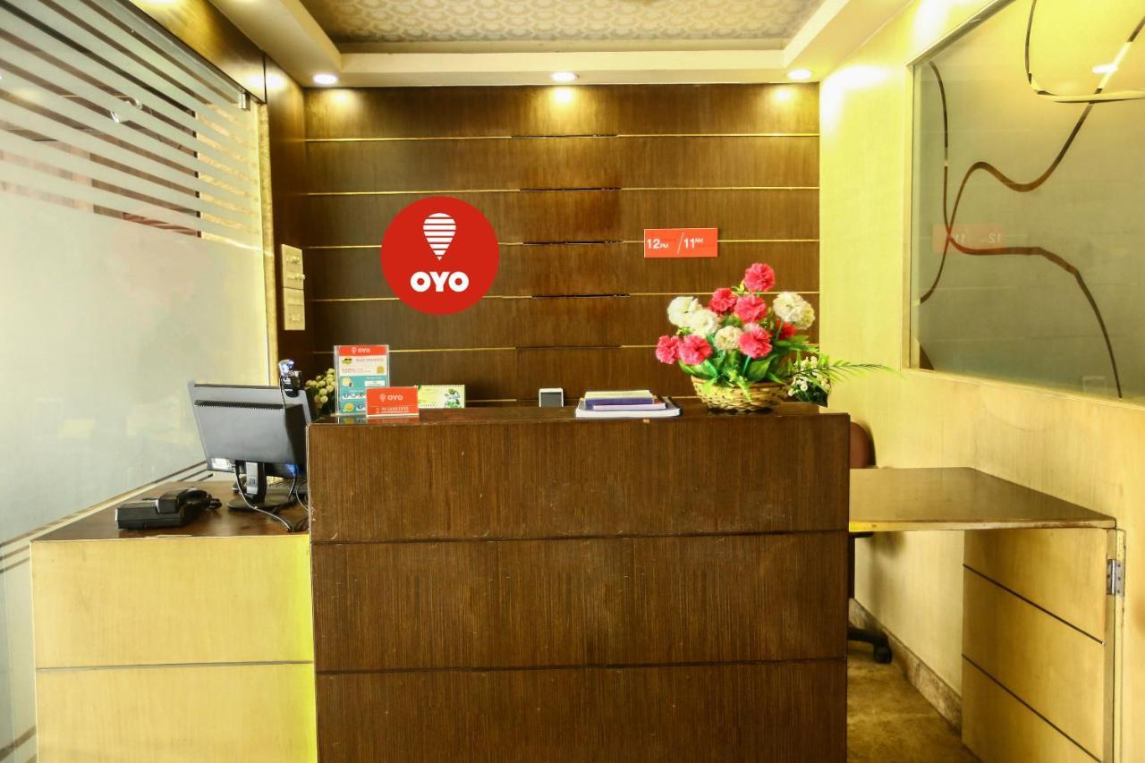 Oyo 4324 Emerald Manor 3*
