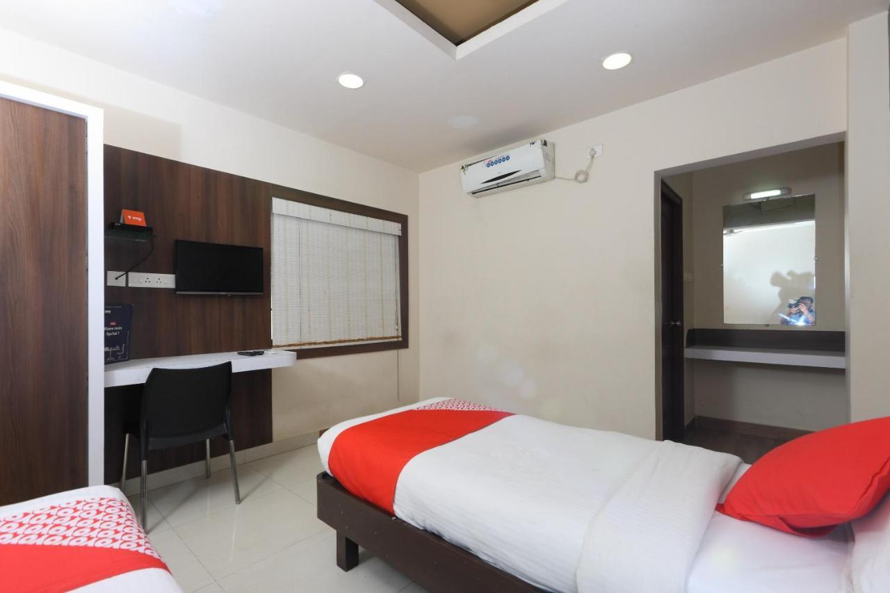 Oyo 4324 Emerald Manor Chennai